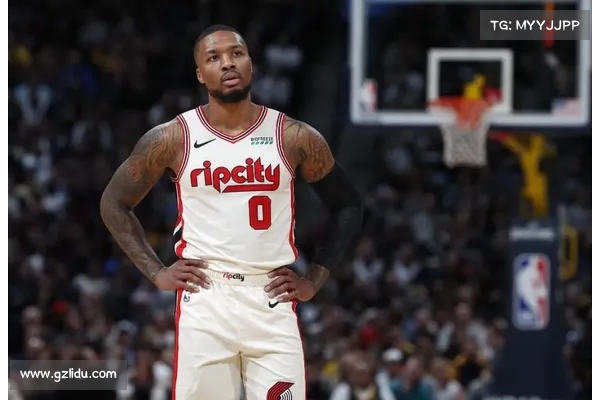 突发!利拉德宣布因伤无限期退出NBA赛季 震动联盟 突发!利拉德宣布因伤无限期退出NBA赛季 震动联盟